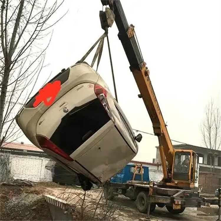 兴文随时待命，吊车24小时道路救援服务全解析