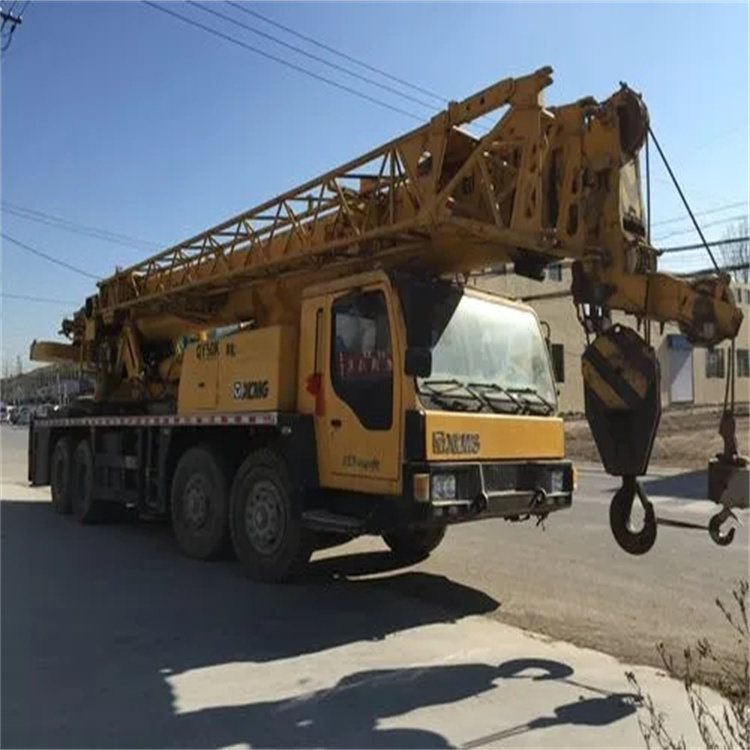 兴文哪里有专业吊车出租